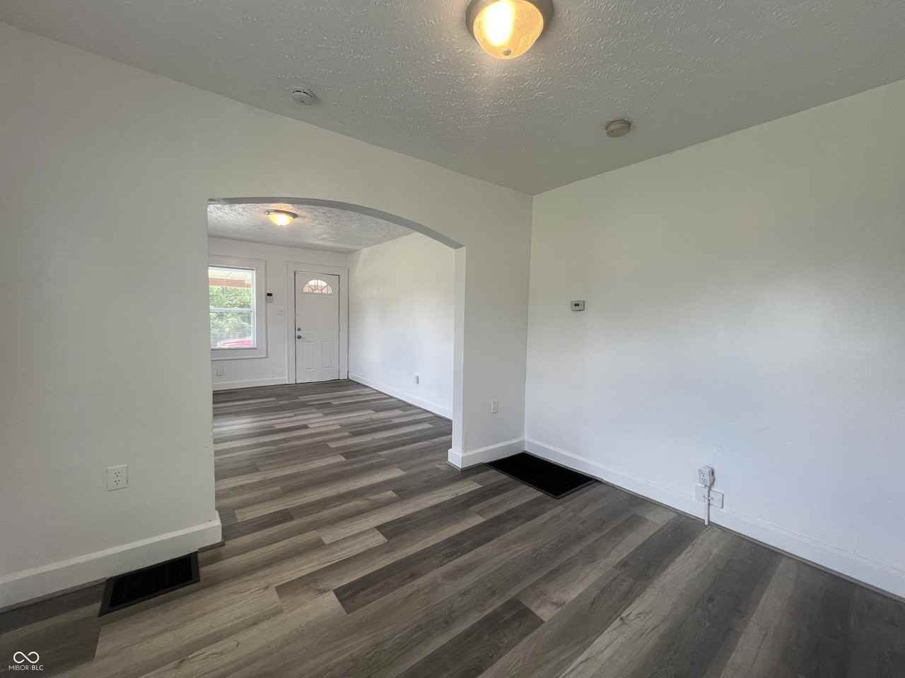 928 Udell St - Photo 6 of 23