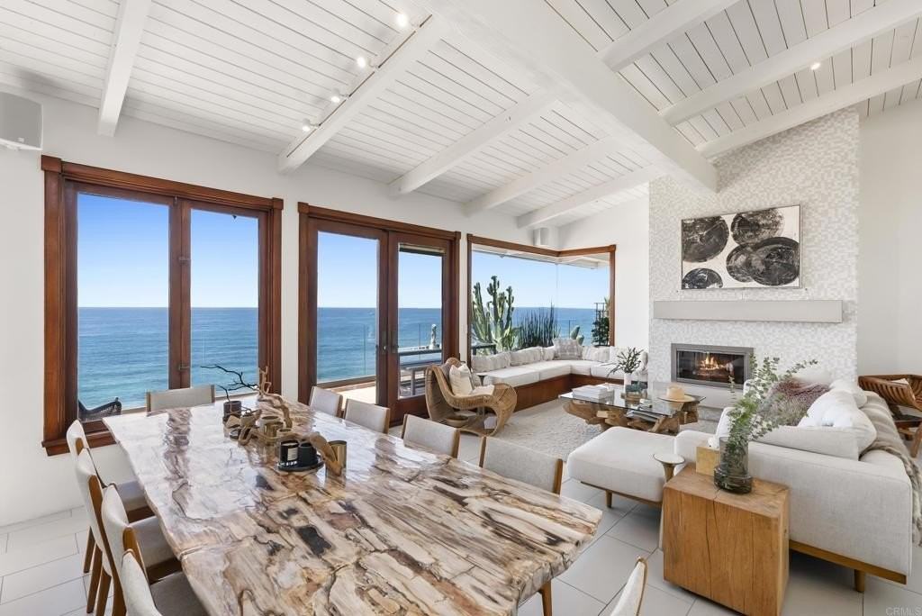 1370 Neptune Ave - Photo 7 of 31