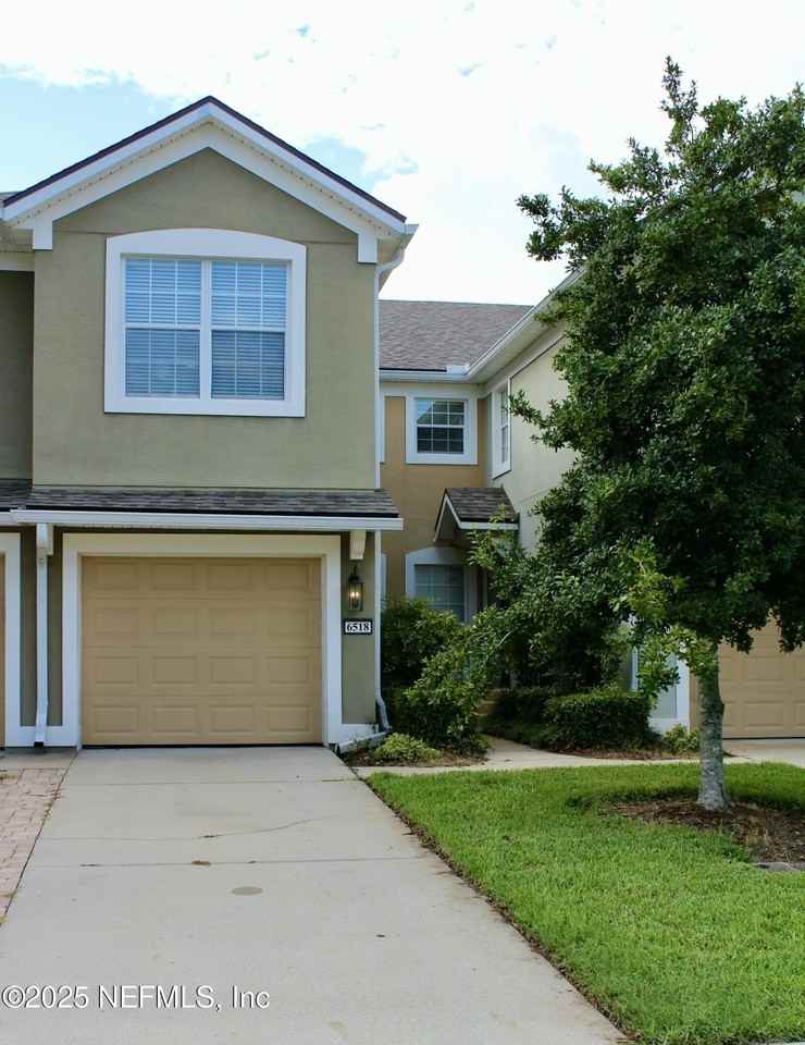 6518 White Blossom Cir Unit 27d #27D - Photo 2 of 25