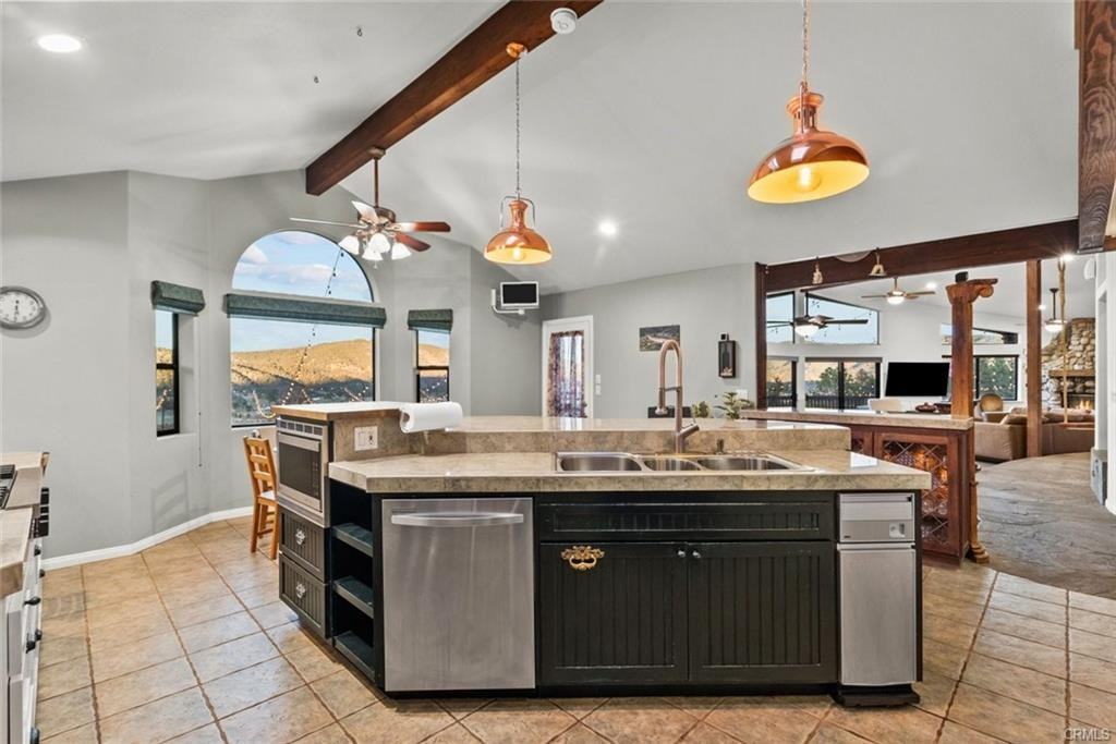 1185 Imaginary Ln - Photo 2 of 8