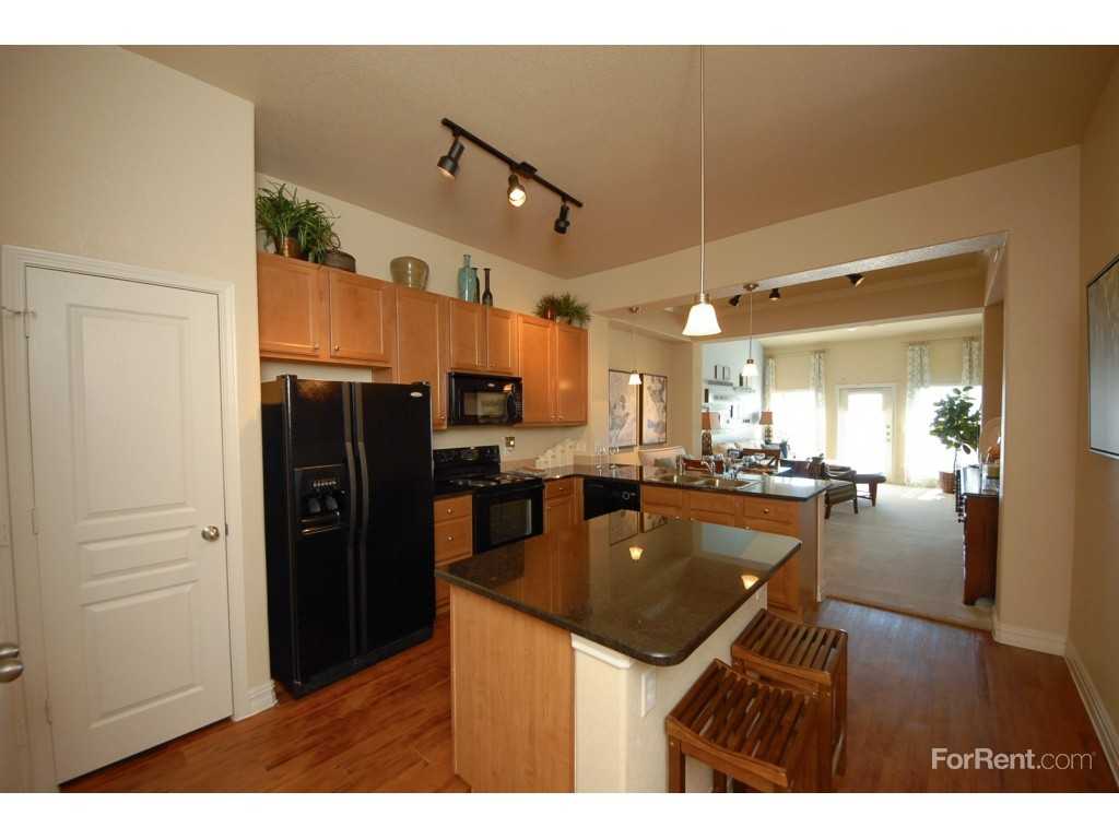 Alexan Vistas - Photo 3 of 19