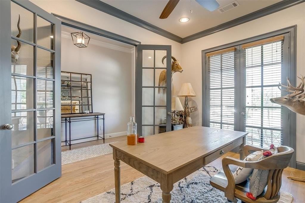 604 Rockfall Way - Photo 5 of 33