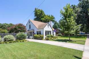 3233 Greene Ave - Photo 1 of 1