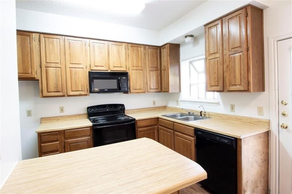 2108 Edwin Street #2110 - Photo 3 of 9