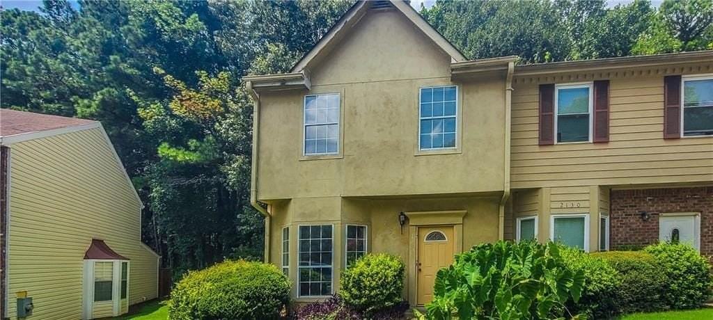 2120 Fairways Ct Nw - Photo 2 of 20