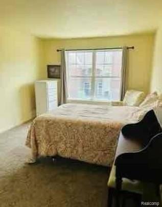 16423 Claremont Dr S - Photo 5 of 15