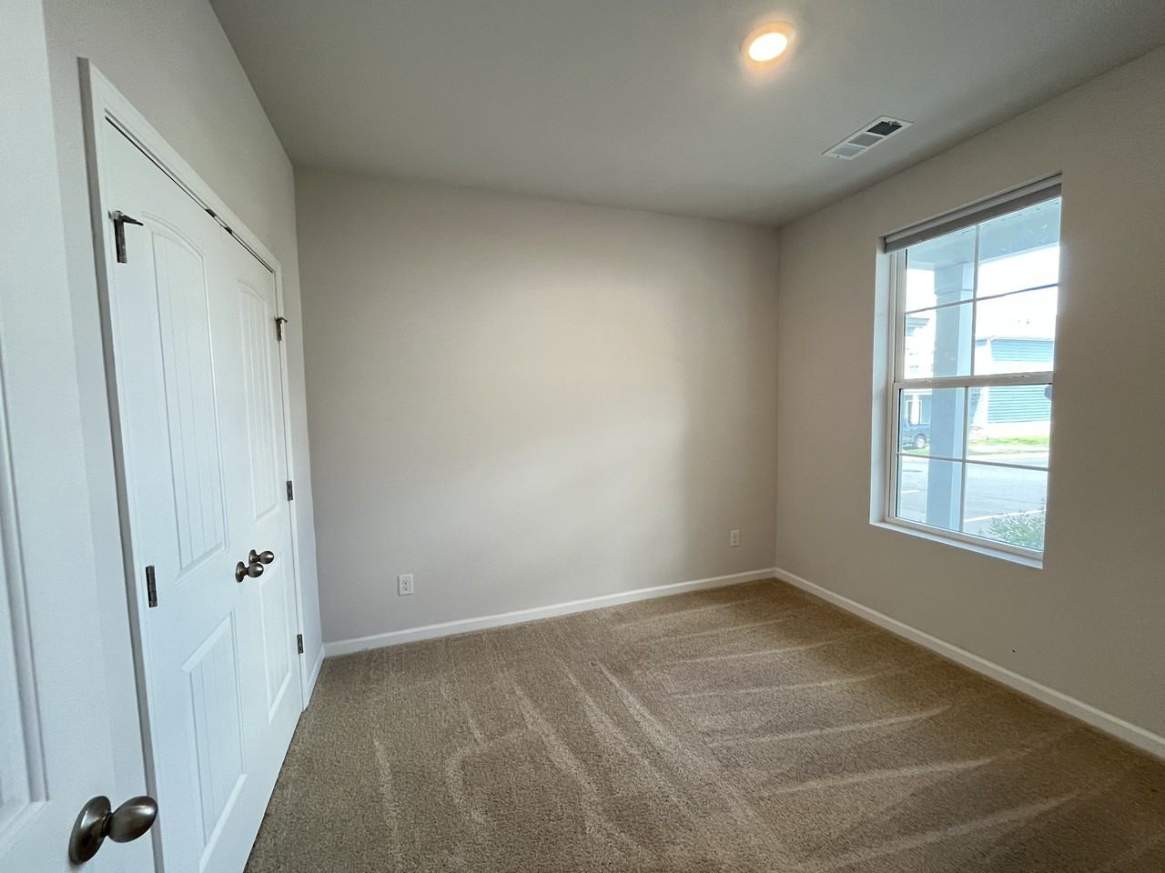 1238 Mason Dl - Photo 4 of 23