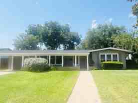 2640 Colorado Ave - Photo 1 of 1