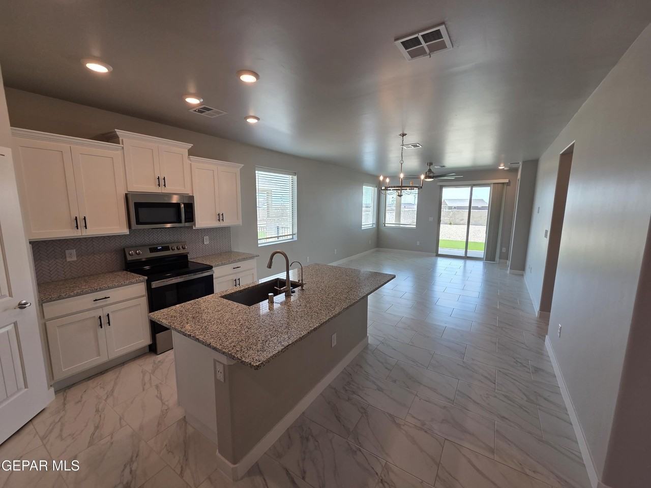 3032 San Jenaro Dr - Photo 3 of 14