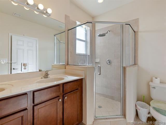 17088 Sw 90th Way - Photo 5 of 13