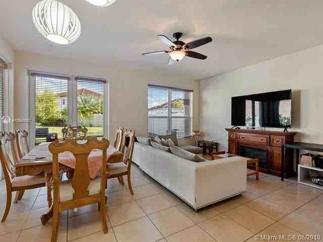 17088 Sw 90th Way - Photo 6 of 13