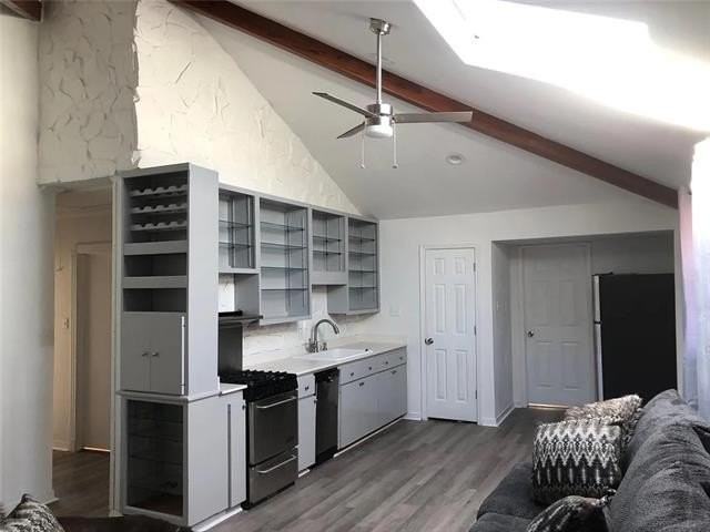 1336 Helios Ave - Photo 4 of 18