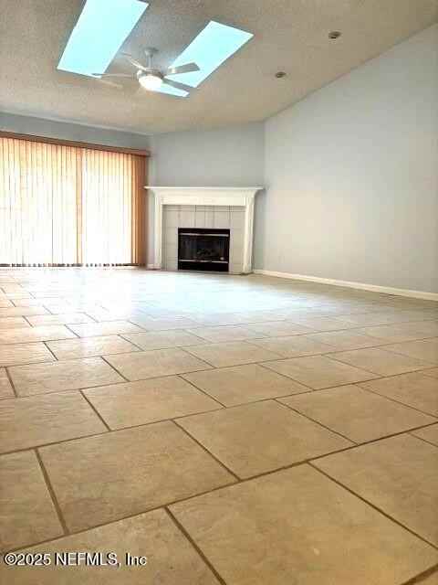 64 Fox Valley Dr - Photo 4 of 25