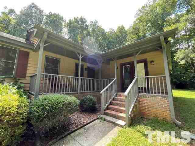 2717 Panther Dr - Photo 2 of 26