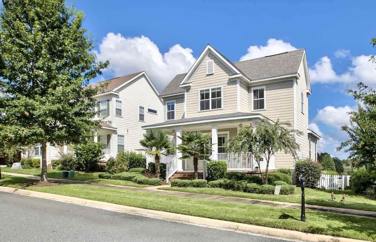 2106 Merrifield Ln - Photo 2 of 22