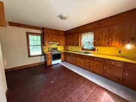 1143 Beacon St #1 - Photo 1 of 1