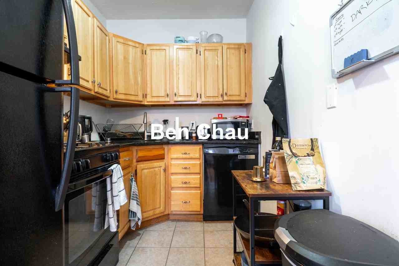 309 Elm St #3 - Photo 7 of 10