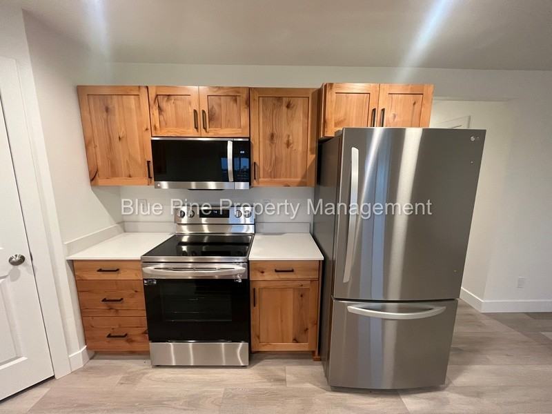6322 N Freedom Rd #4 - Photo 6 of 19