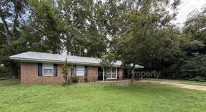 82 W Bryant Cir - Photo 1 of 1