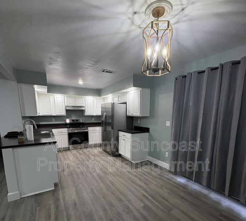 82 W Bryant Cir - Photo 4 of 9