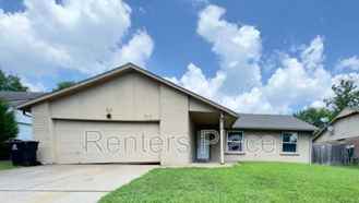 212 E Austin St - Photo 1 of 1
