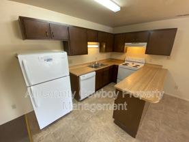 1314 E Gibbon St #E13 - Photo 1 of 1