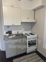 featured image of 164 Stewart St #UPPER