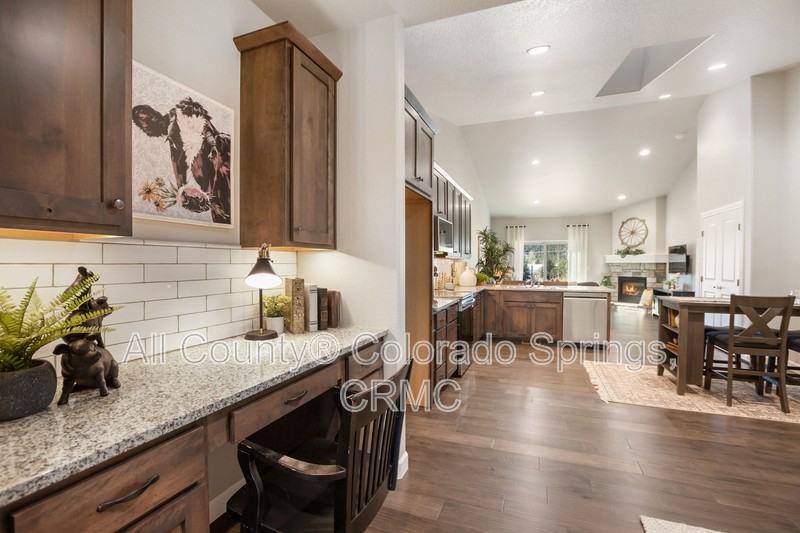 519 Brecken Ct - Photo 2 of 18