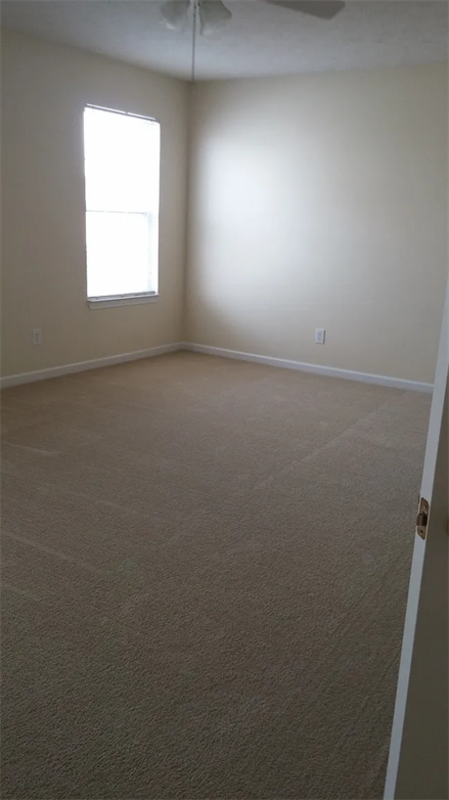 2425 Bluewood Way - Photo 2 of 9