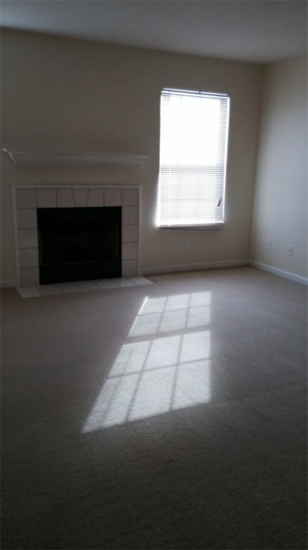 2425 Bluewood Way - Photo 5 of 9