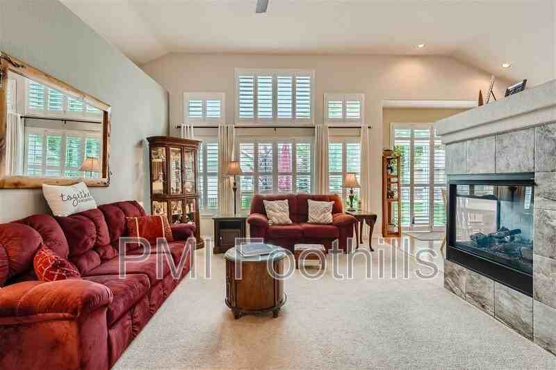 1852 S Jay Ct - Photo 7 of 28