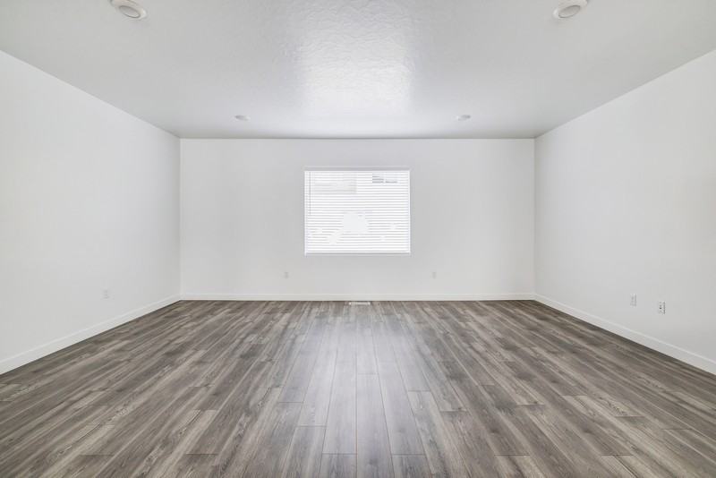 413 Southwest - Photo 6 of 24