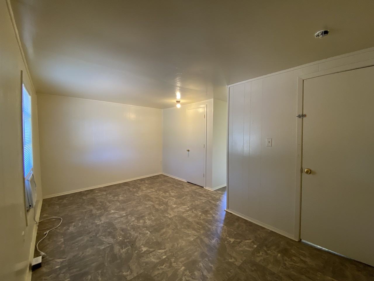 204 Campbell Ave - Photo 4 of 8