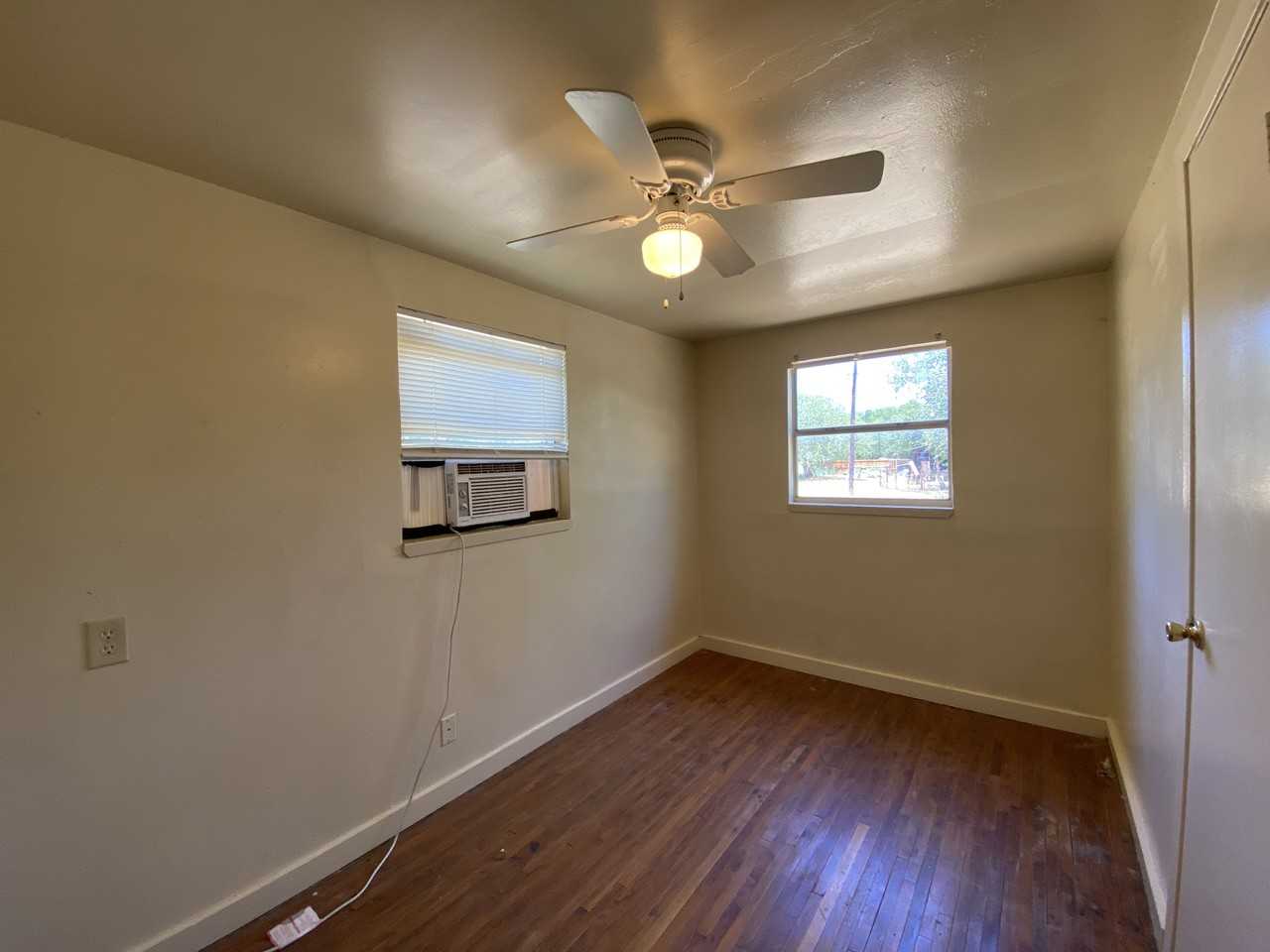 204 Campbell Ave - Photo 7 of 8