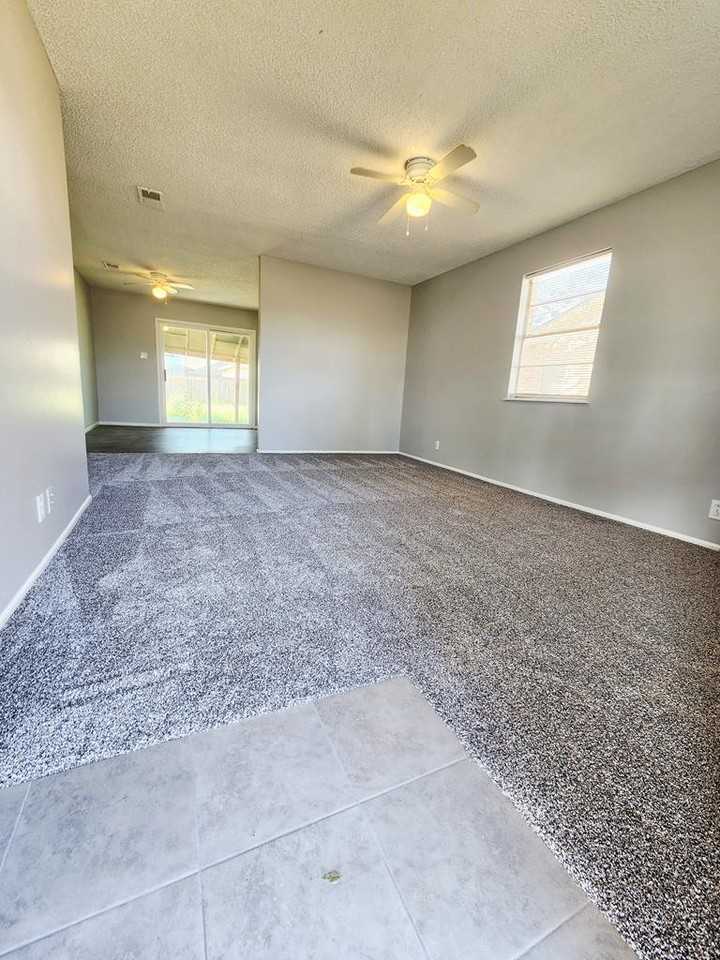 3507 Park Ln - Photo 2 of 9