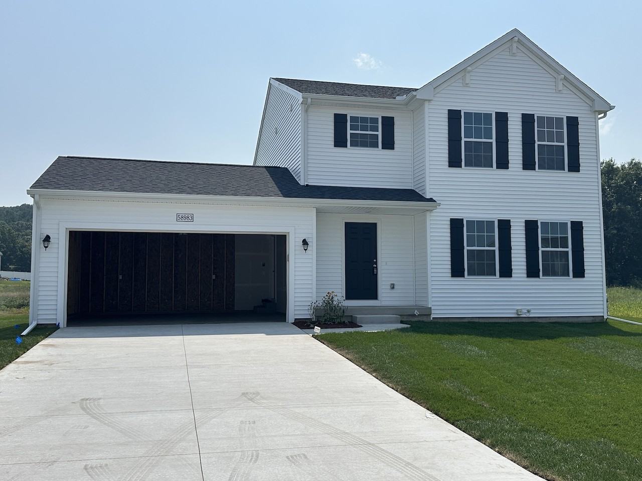 58983 Norton St - Photo 2 of 29