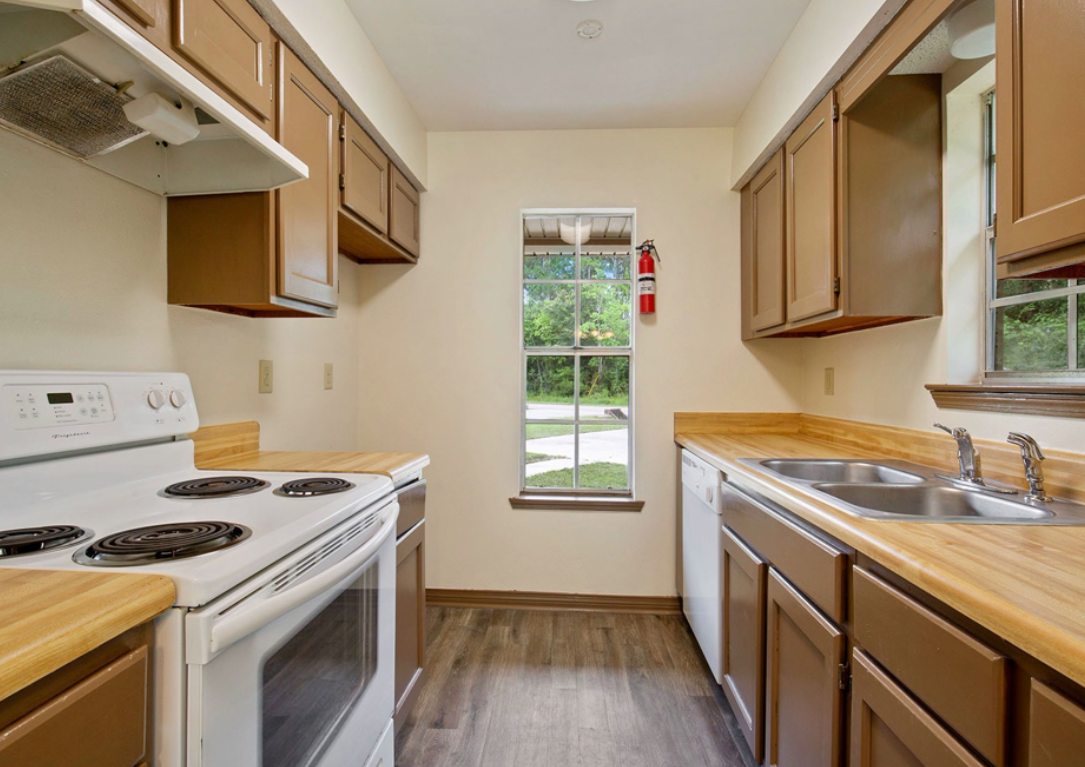 Abita Springs Apartments - Photo 5 of 12