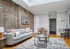 featured image of 120 Christopher St #15