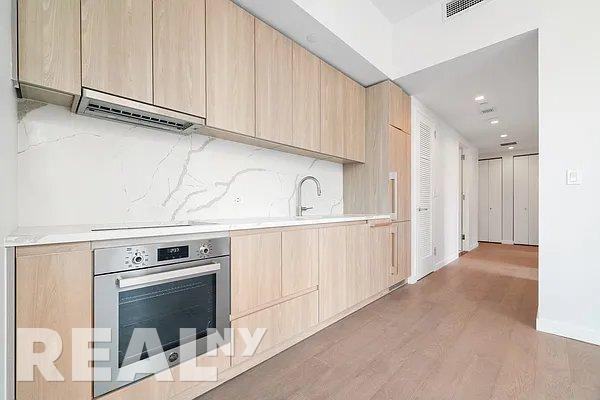 E 23rd St #6A - Photo 2 of 9