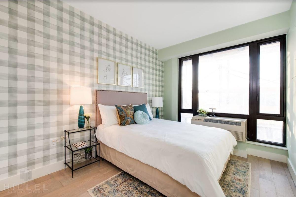 4th Avenue #609 - Photo 5 of 12