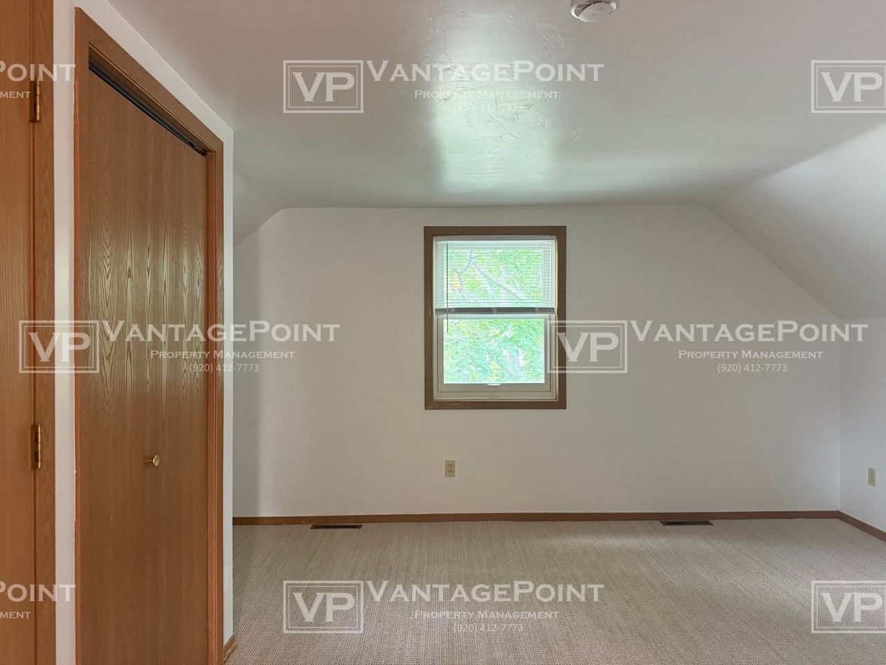 336 - 338 North Ashland Avenue - Photo 3 of 16