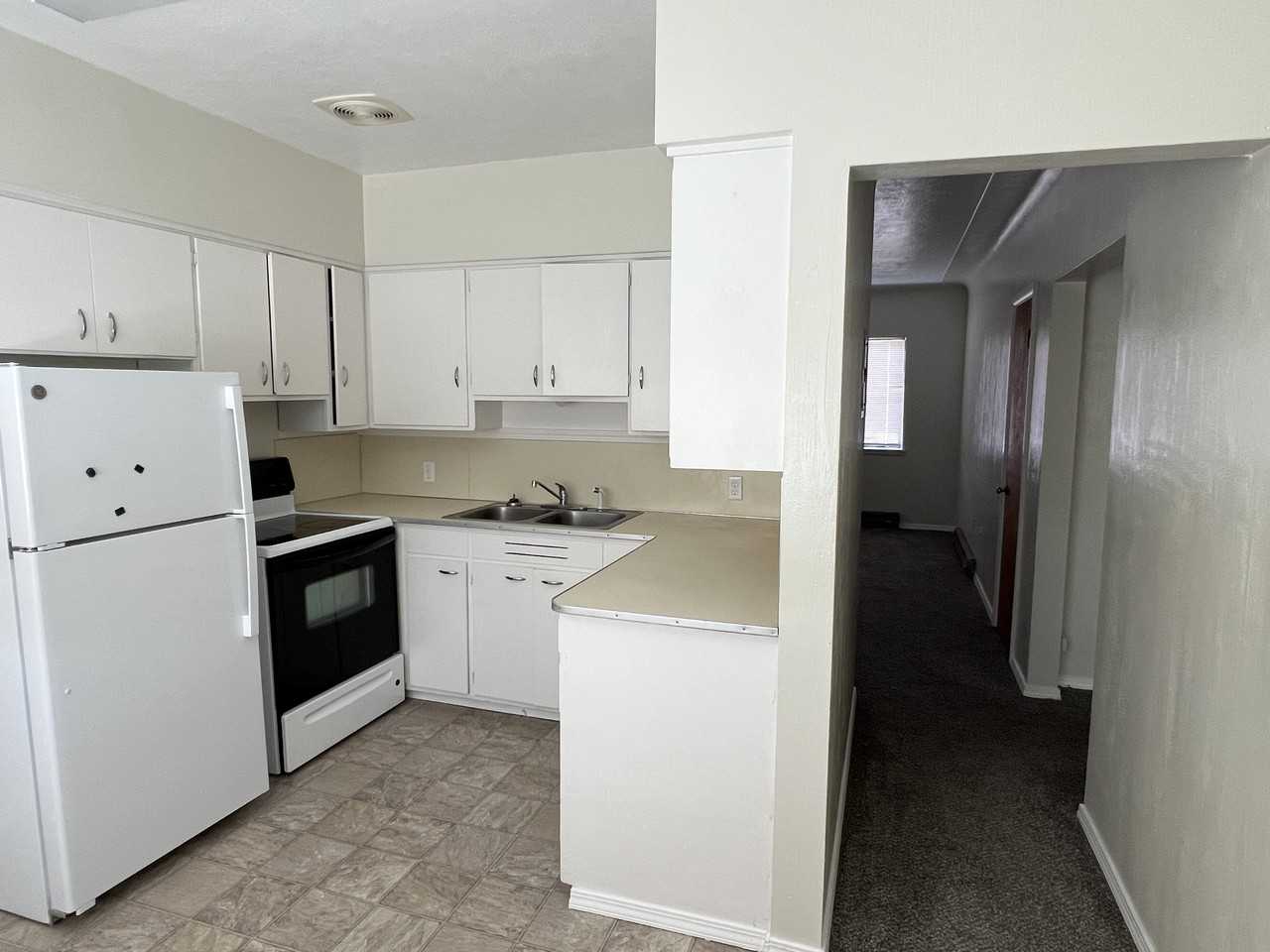 126 Water Street - Photo 6 of 10