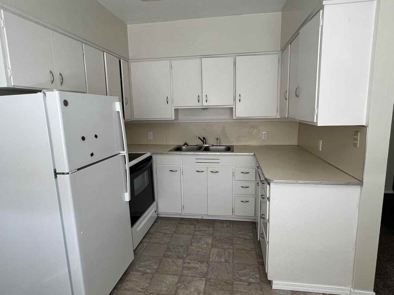 126 Water Street - Photo 7 of 10