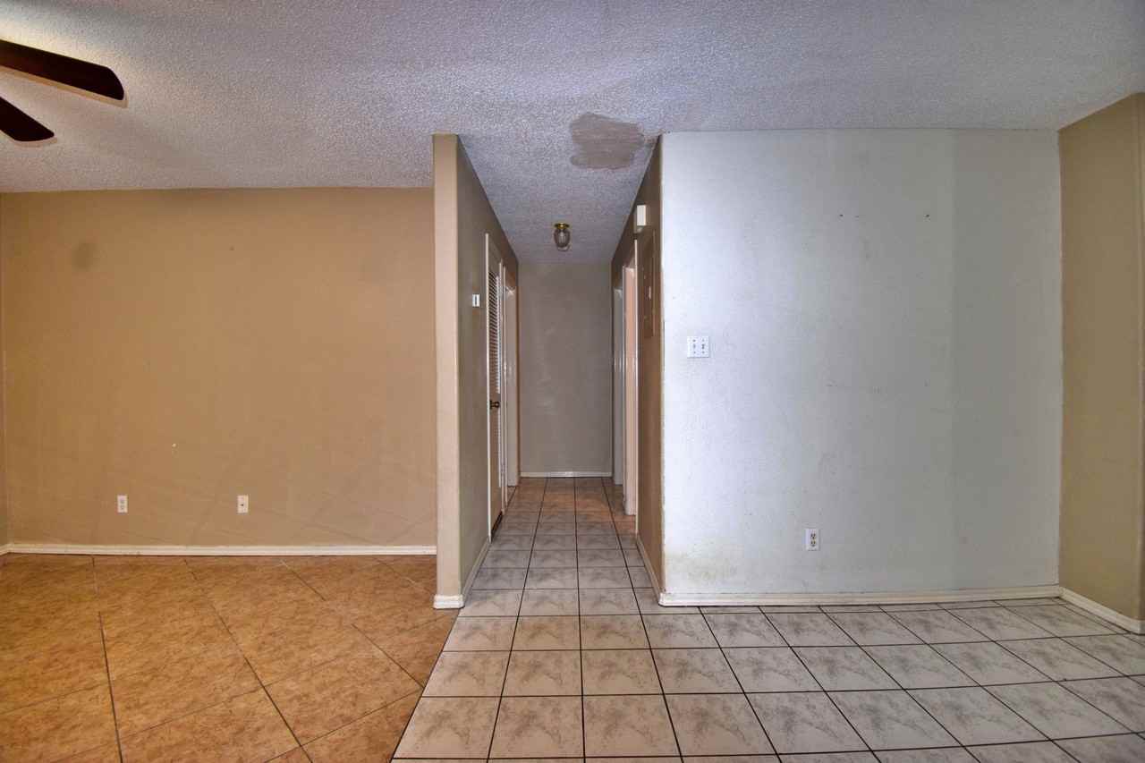 2210 Elisa Lane - Photo 2 of 50