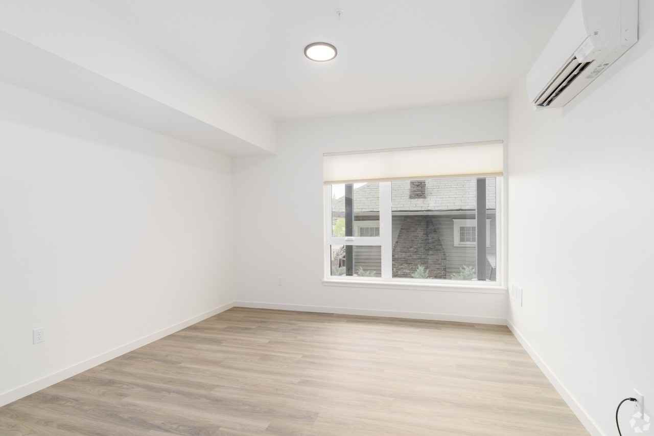 717 East 29th Avenue - Photo 2 of 14