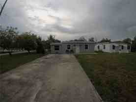 1698 Ne 182nd St - Photo 1 of 1