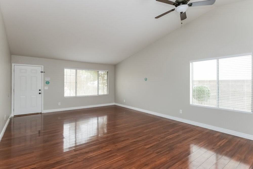 670 N Exeter St - Photo 3 of 16