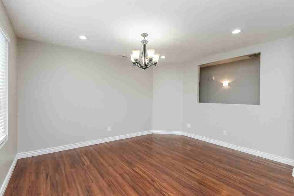 670 N Exeter St - Photo 6 of 16