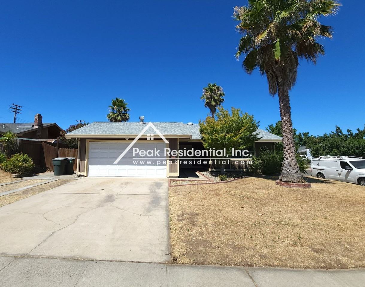 7572 El Terraza Drive - Photo 2 of 25