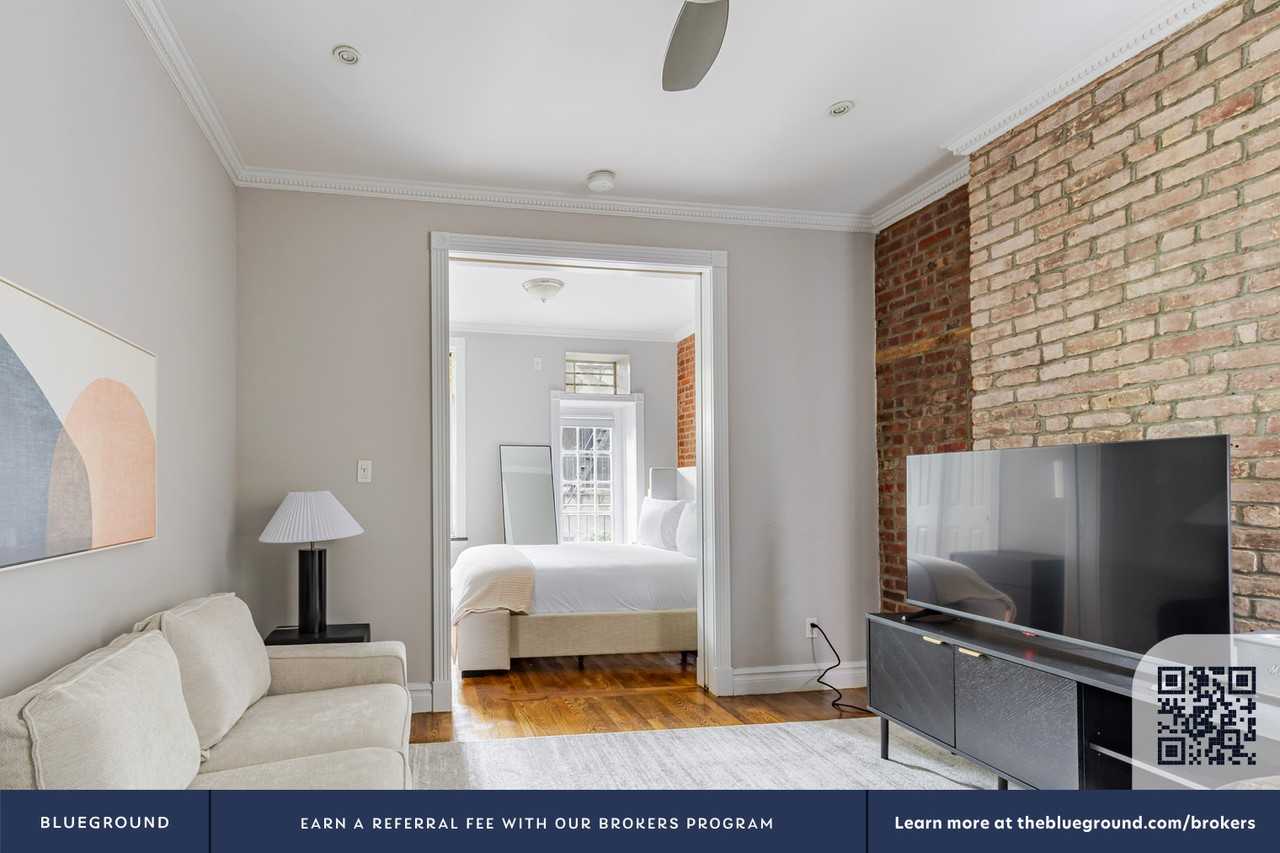 250 Mott St #1947 - Photo 5 of 20